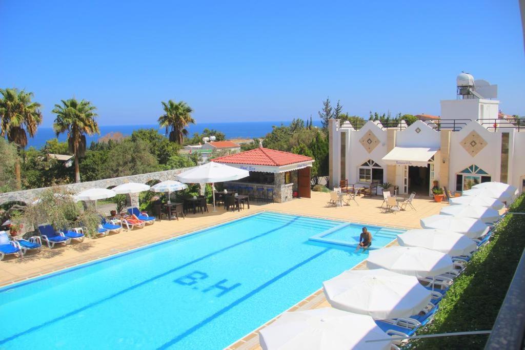 Bare Hill Holiday Apartments Krini Экстерьер фото