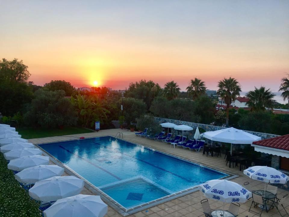 Bare Hill Holiday Apartments Krini Экстерьер фото